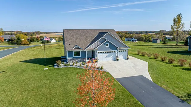 $619,900 | 920 Amelia Court Northeast, Montgomery, MN 56069