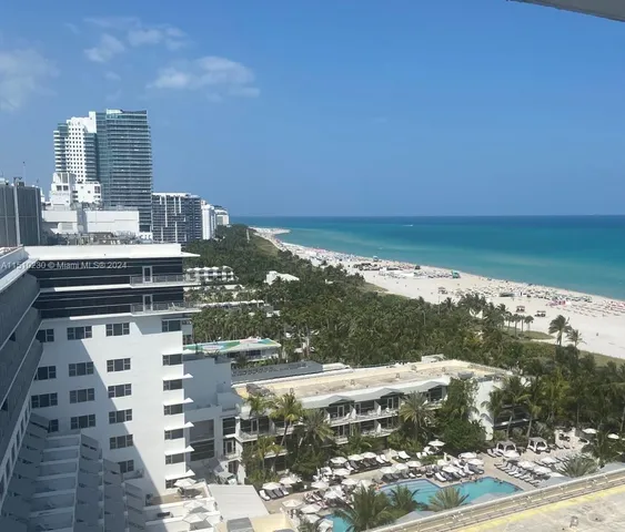 $2,800 | 100 Lincoln Road, Unit 1631, Miami Beach, FL 33139