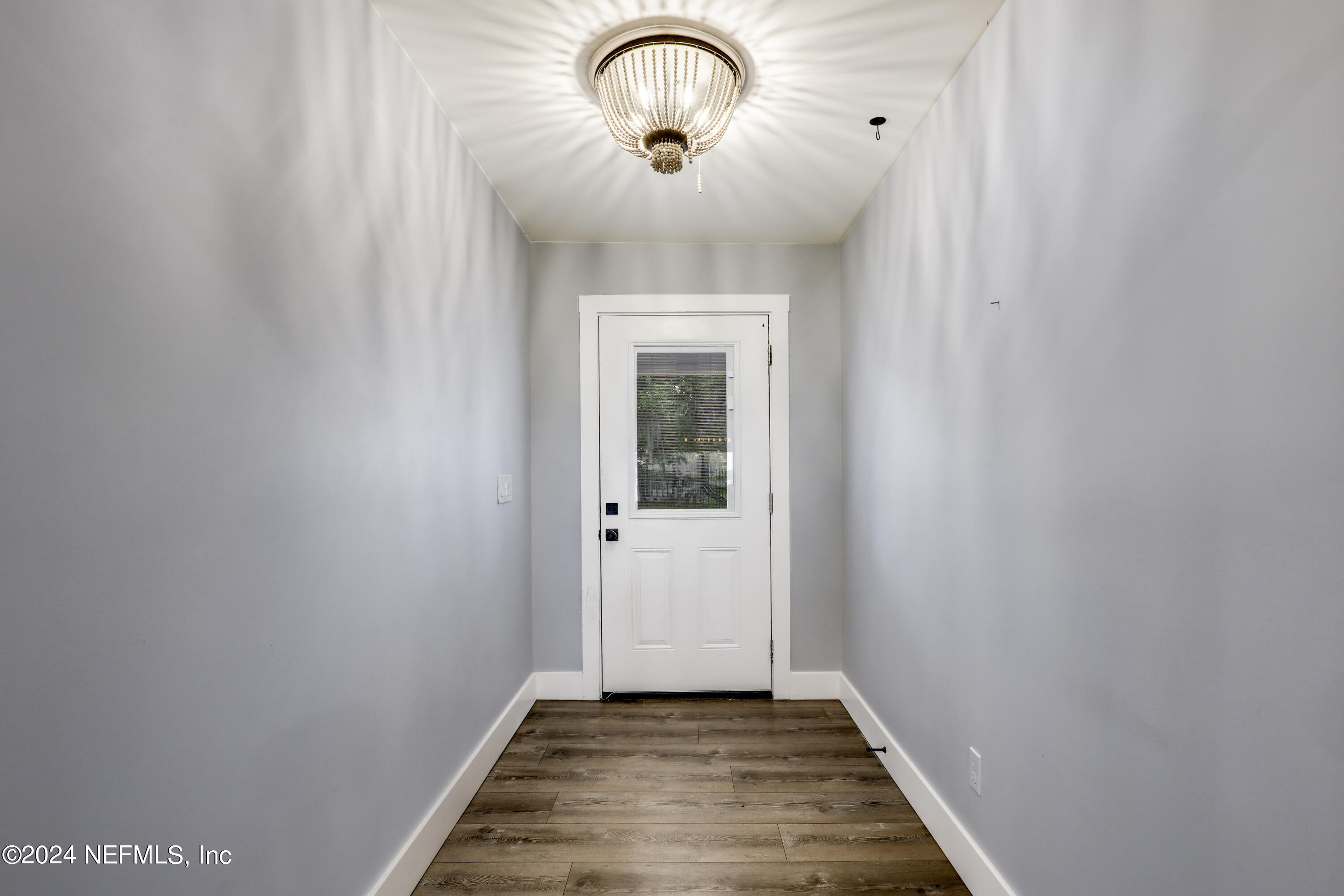 5200 Riverton Road Jacksonville, FL 32277 - Photo 22 of 90 11 Entrance Foyer