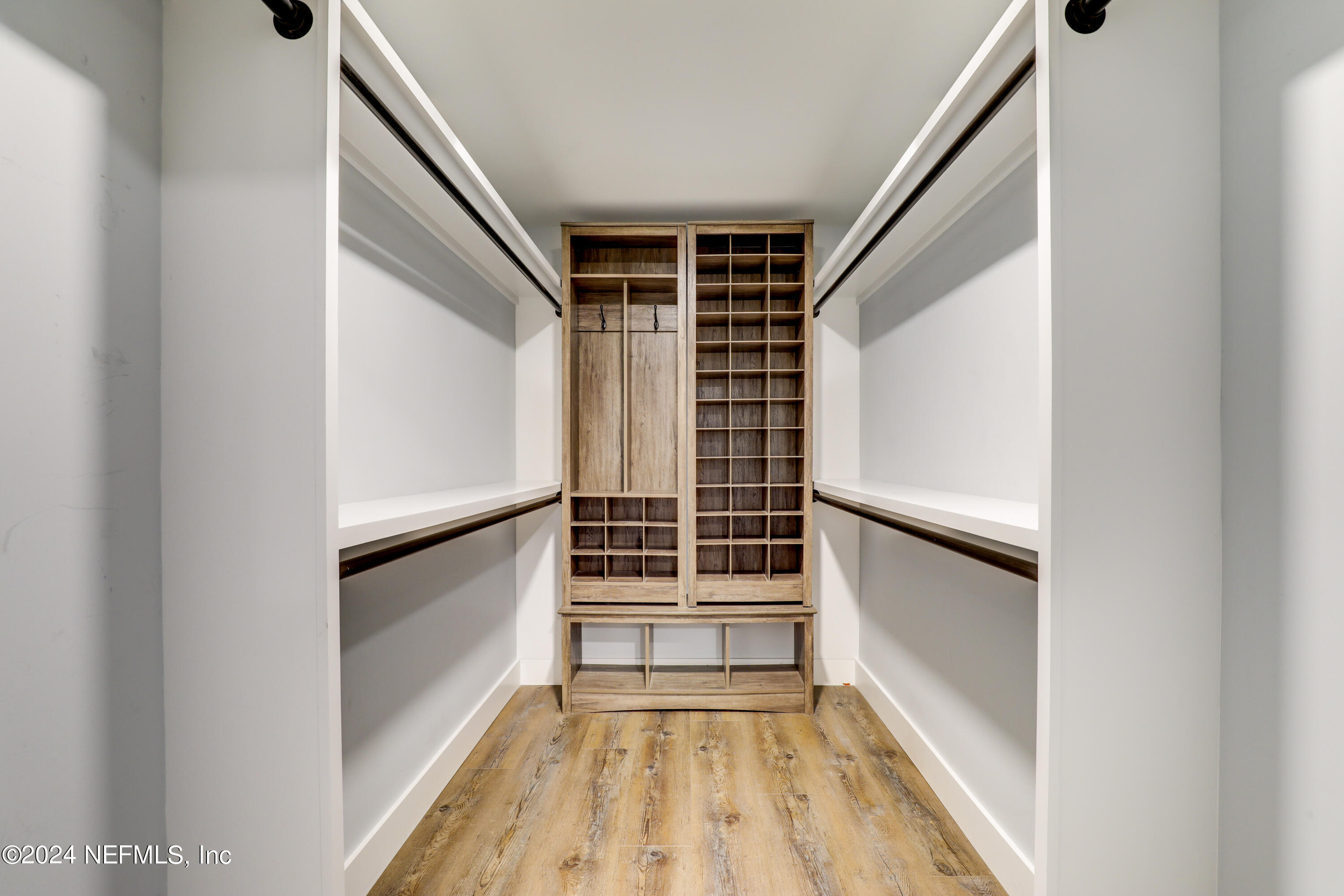 5200 Riverton Road Jacksonville, FL 32277 - Photo 42 of 90 38 Primary Bedroom - Walk-in Closet