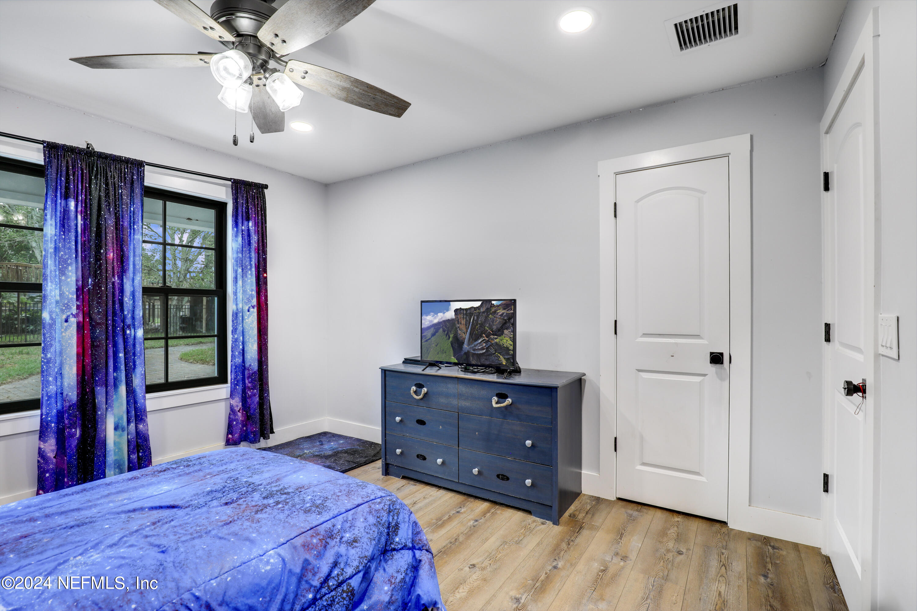 5200 Riverton Road Jacksonville, FL 32277 - Photo 45 of 90 32 First Bedroom