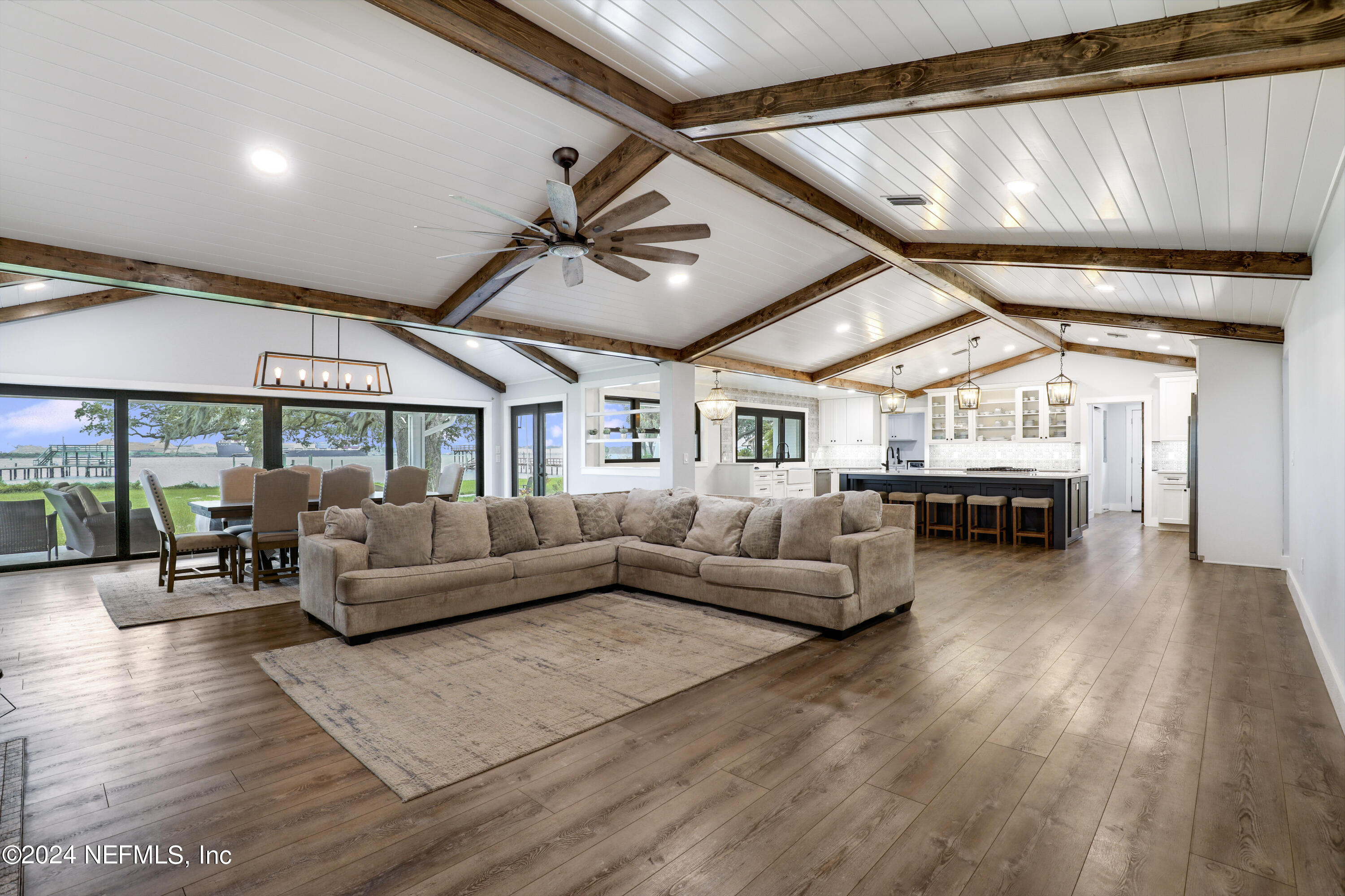5200 Riverton Road Jacksonville, FL 32277 - Photo 10 of 90 02 Living Room