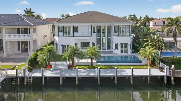 $5,694,000 | 2641 Northeast 48th Street, Lighthouse Point, FL 33064