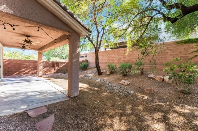 $709,000 | 561 Tecate Valley Street, Las Vegas, NV 89138