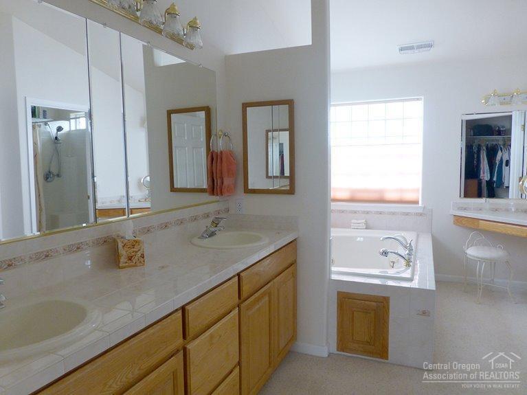 61090 Ladera Road Bend, OR 97702 - Photo 13 of 21 Additional Photo
