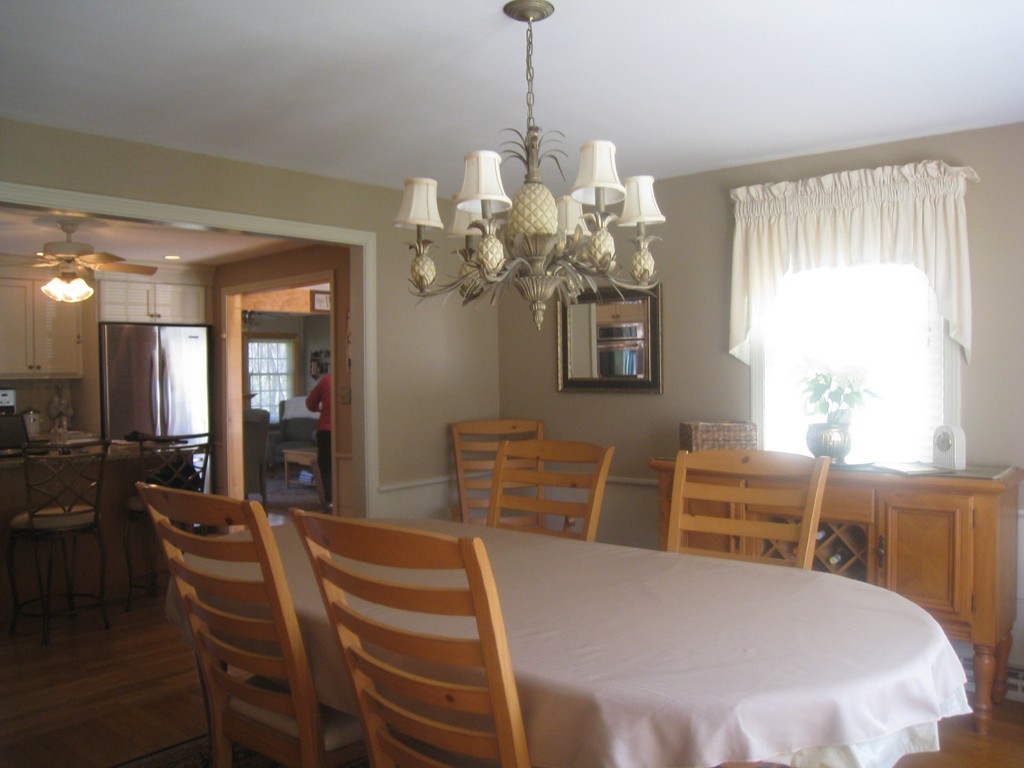 25 Amble Road Chelmsford, MA 01824 - Photo 6 of 20