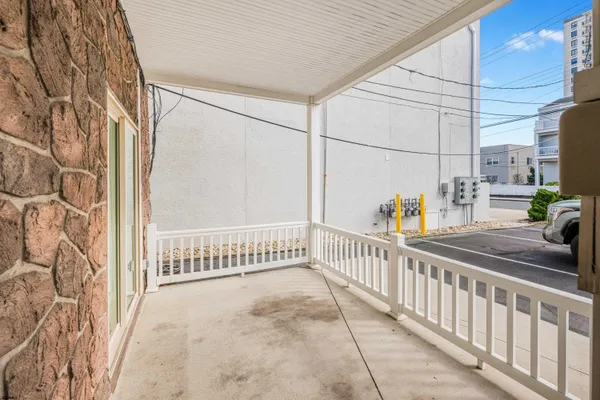 $18,000 | 9609 Pacific Avenue, Unit 2, Margate City, NJ 08402