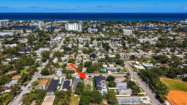 $975,000 | 618 Southeast 2nd Avenue, Delray Beach, FL 33483