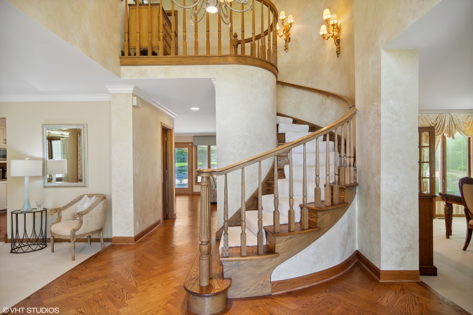 26 Carlisle Road Hawthorn Woods, IL 60047 - Photo 3 of 35 Gallery Image 3