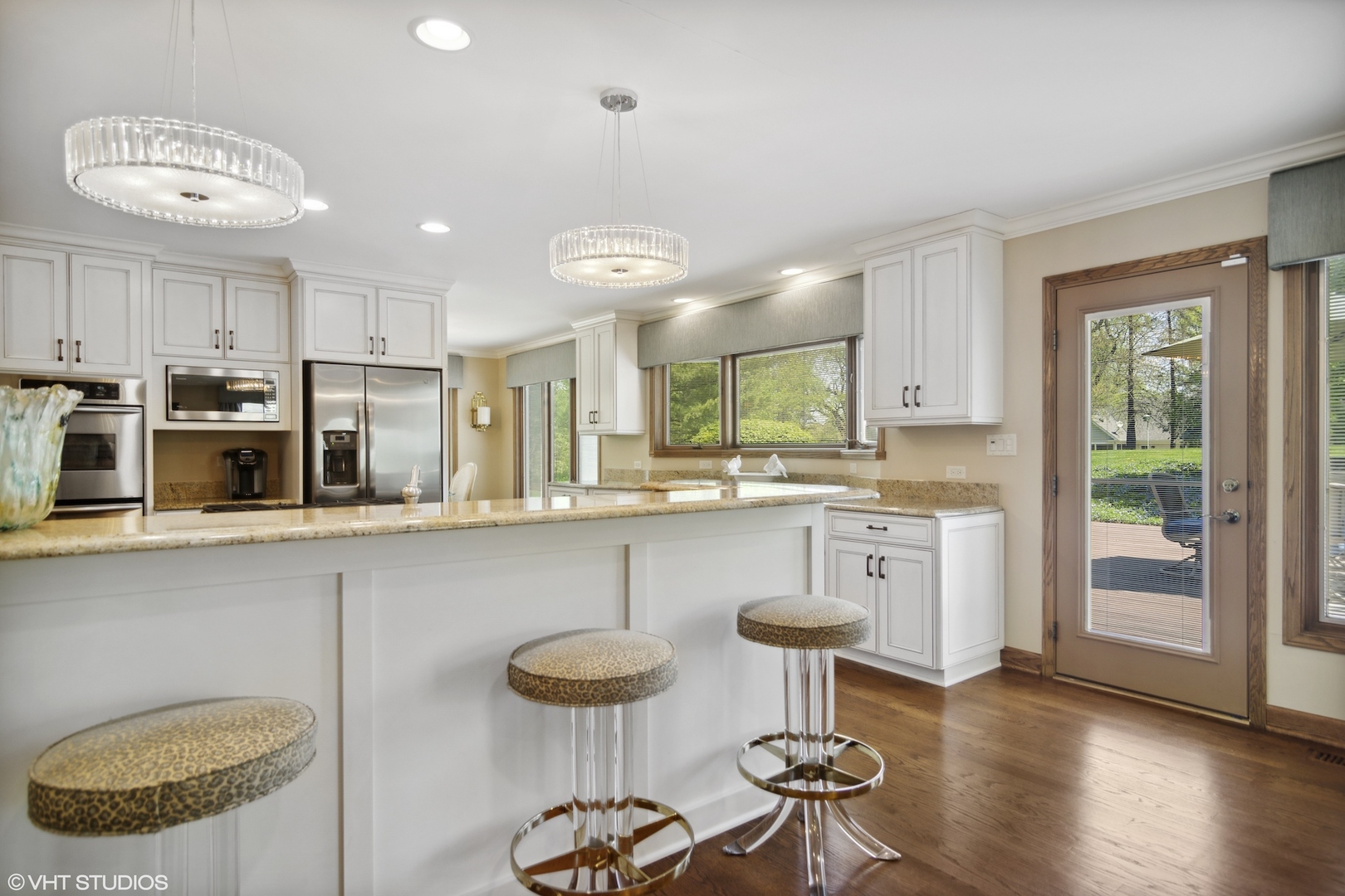 26 Carlisle Road Hawthorn Woods, IL 60047 - Photo 9 of 35 Gallery Image 9