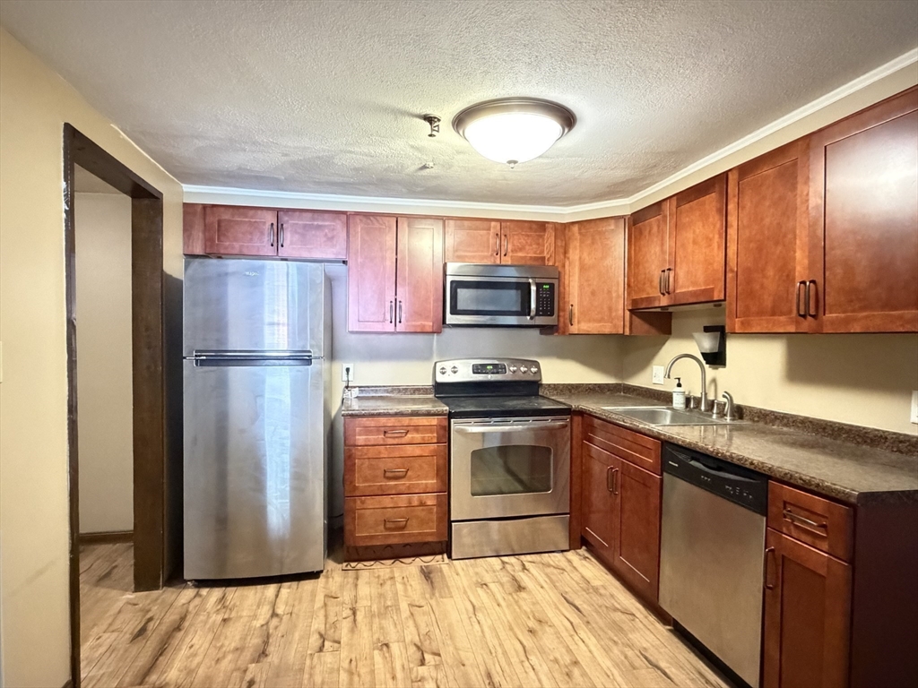 49 Spencer Road, Unit 16H Boxborough, MA 01719 - Photo 5 of 15
