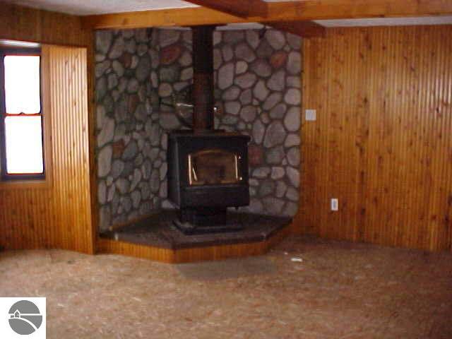 7636 Curtis Road Hale, MI 48739 - Photo 9 of 13 1751173-8.JPG