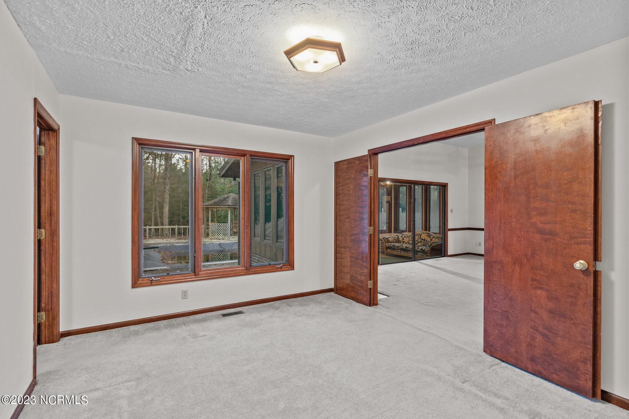 107 Cliff Ridge Road New Bern, NC 28560 - Photo 37 of 67 60-web-or-mls-1S3A6919