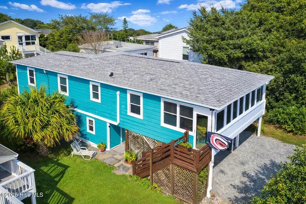 $765,000 | 133 North 4th Avenue, Kure Beach, NC 28449