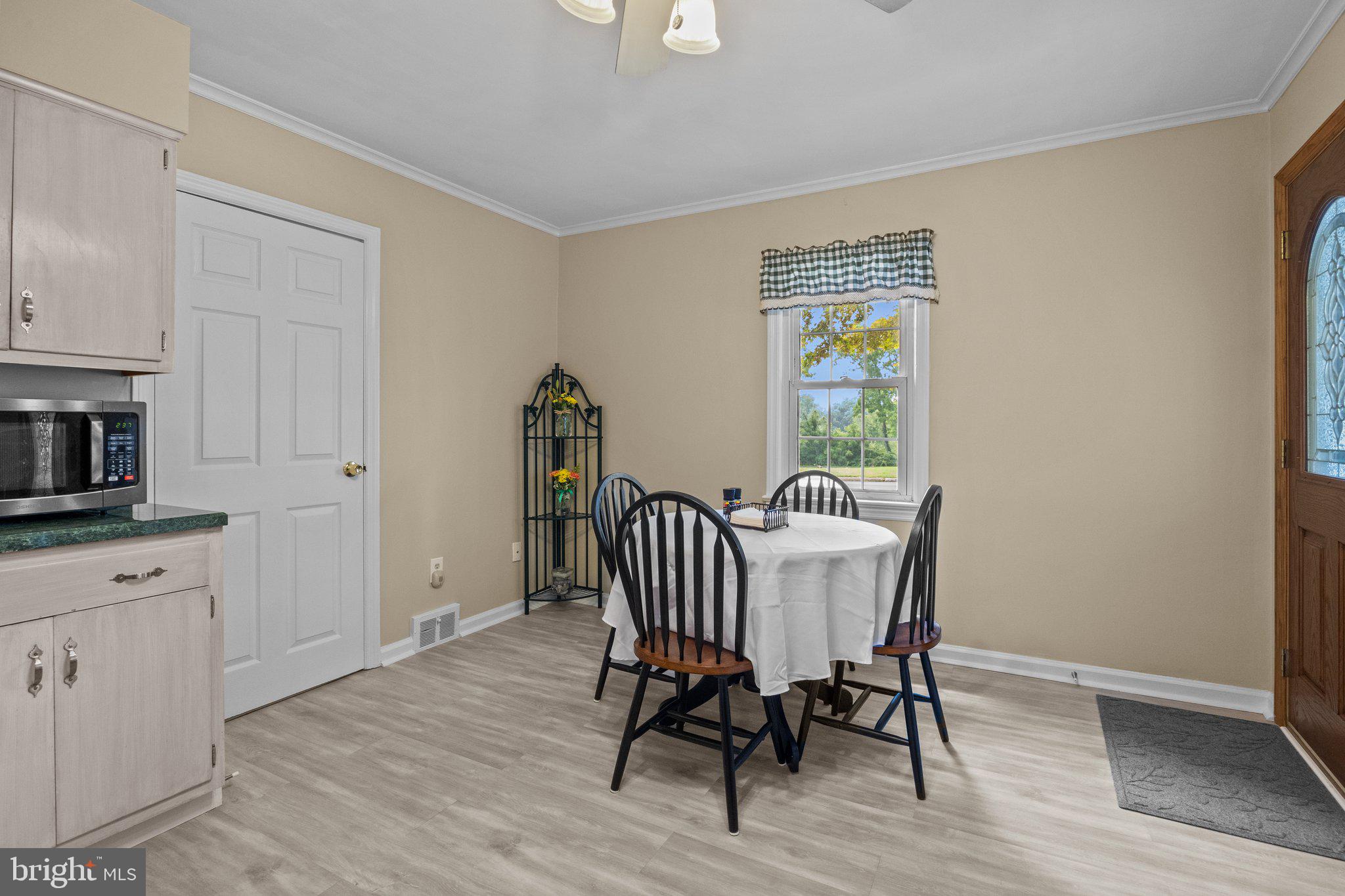 741 Bellevue Avenue Langhorne, PA 19047 - Photo 36 of 70 Eat In Kitchen