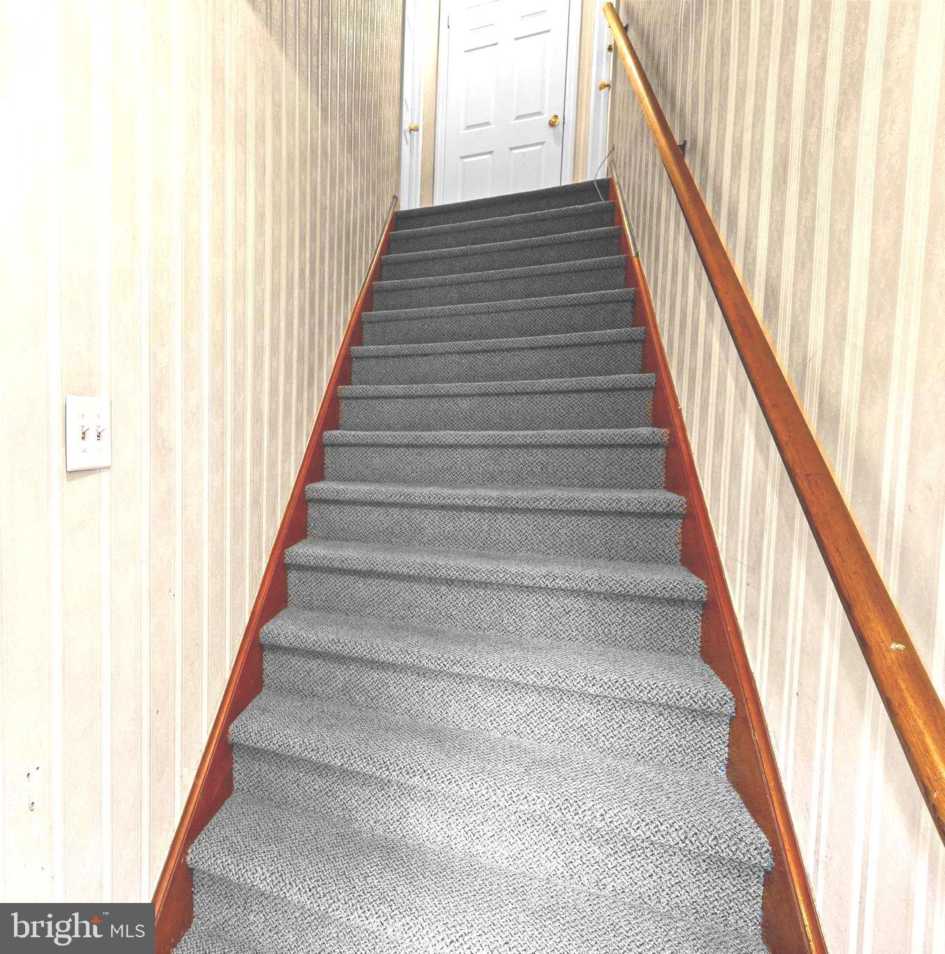 741 Bellevue Avenue Langhorne, PA 19047 - Photo 39 of 70 Staircase