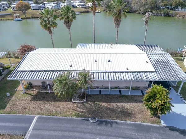 $185,000 | 2055 South Floral Avenue, Unit 238, Bartow, FL 33830