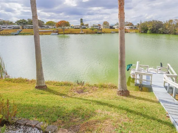 $185,000 | 2055 South Floral Avenue, Unit 238, Bartow, FL 33830