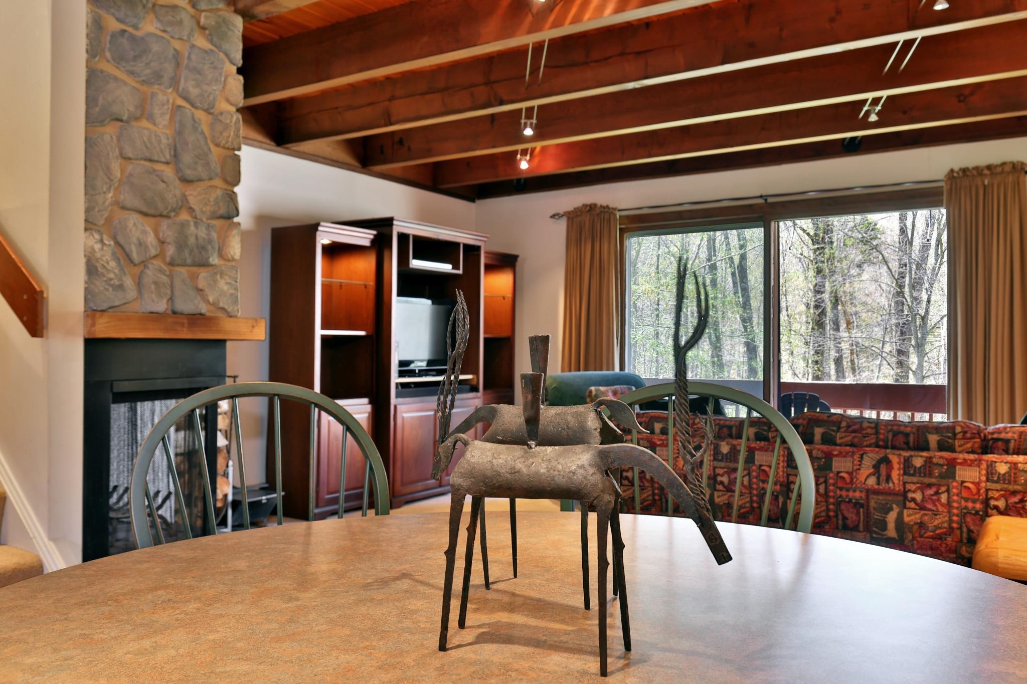 768 East Mountain Road, Unit C6 Killington, VT 05751 - Photo 15 of 38 Gallery Image 15