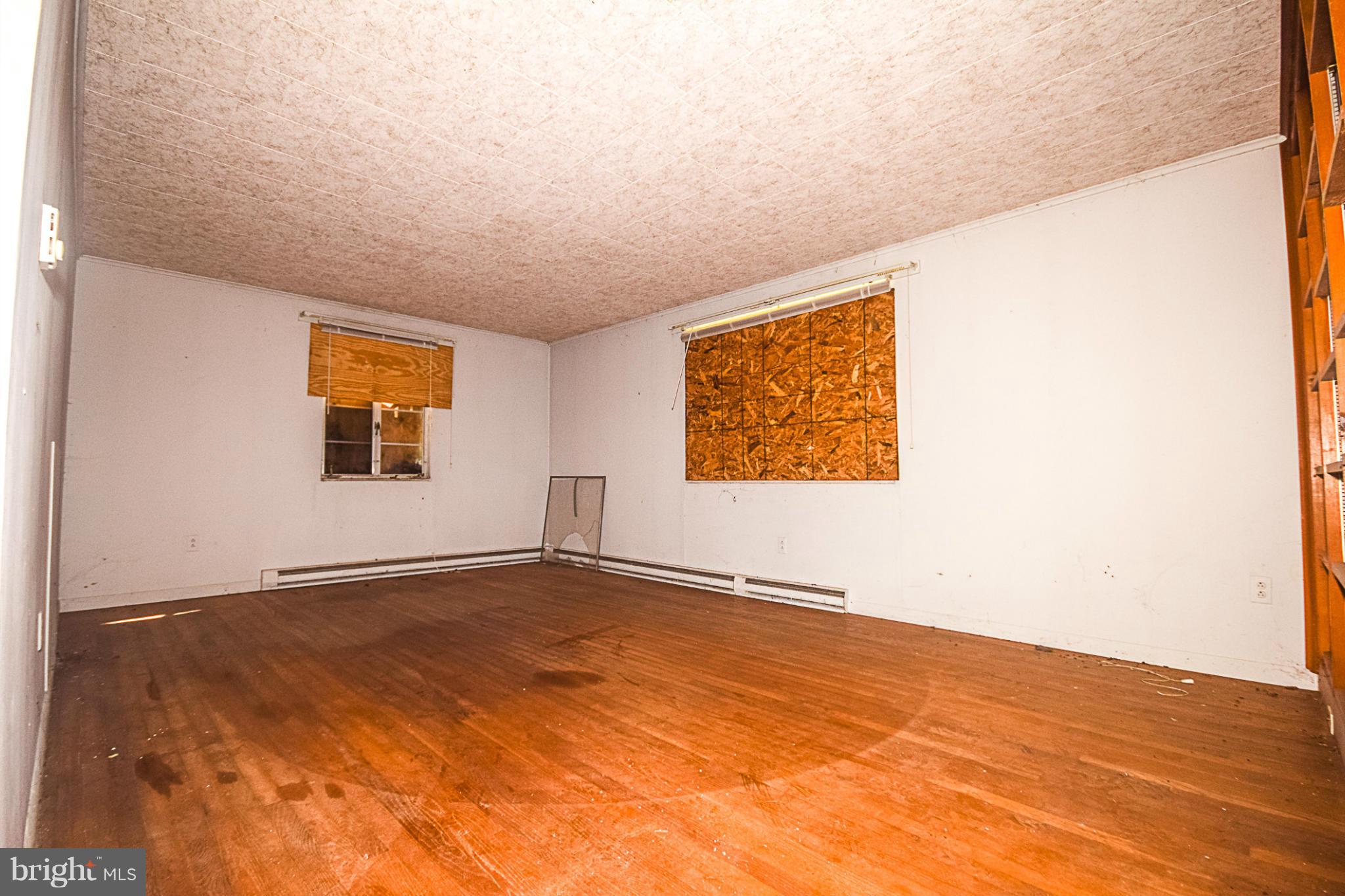 5105 Blackrock Road Manchester, MD 21102 - Photo 9 of 30 Interior (General)