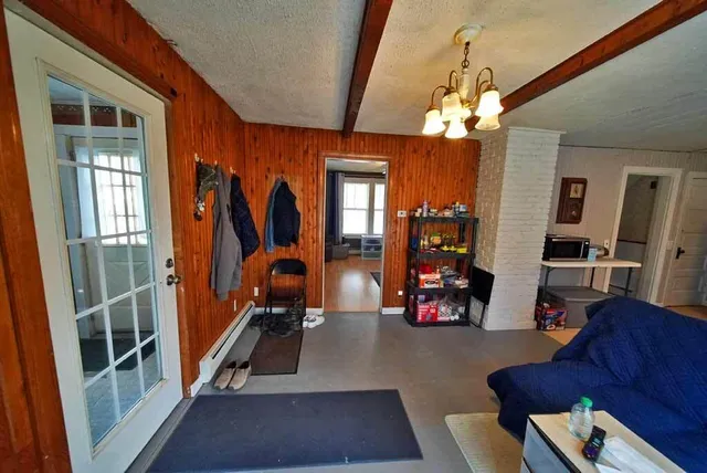 $114,900 | 33 Columbia Street, Houlton, ME 04730