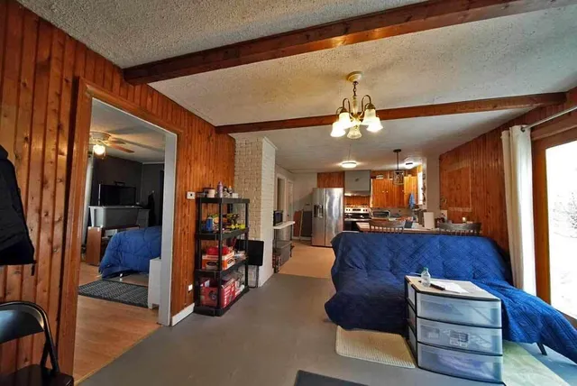 $114,900 | 33 Columbia Street, Houlton, ME 04730