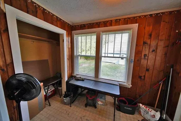 $114,900 | 33 Columbia Street, Houlton, ME 04730