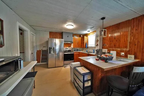 $114,900 | 33 Columbia Street, Houlton, ME 04730