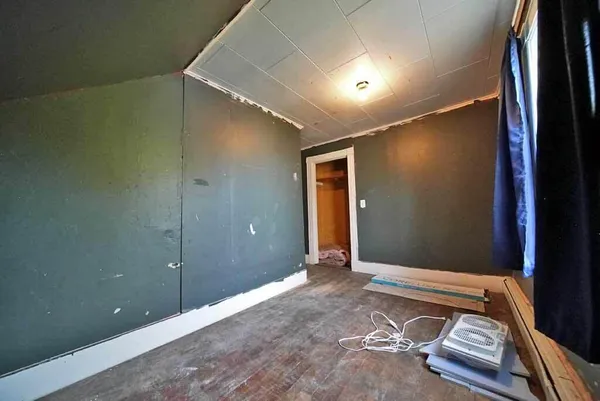 $114,900 | 33 Columbia Street, Houlton, ME 04730