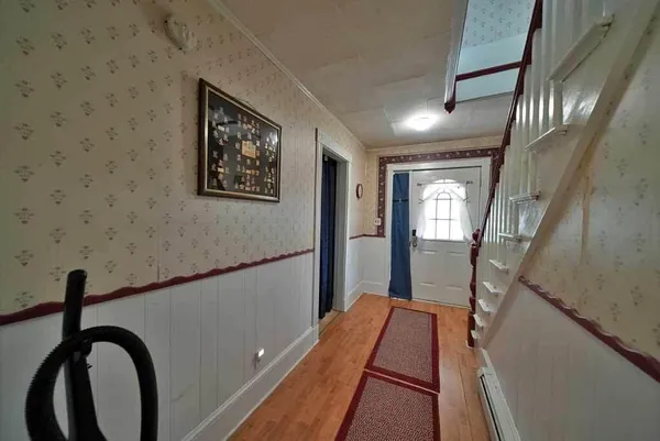 $114,900 | 33 Columbia Street, Houlton, ME 04730