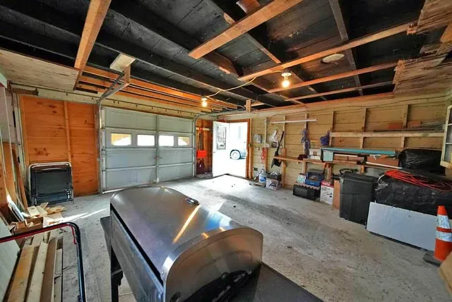 $114,900 | 33 Columbia Street, Houlton, ME 04730