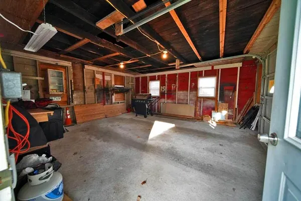 $114,900 | 33 Columbia Street, Houlton, ME 04730