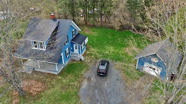 $114,900 | 33 Columbia Street, Houlton, ME 04730