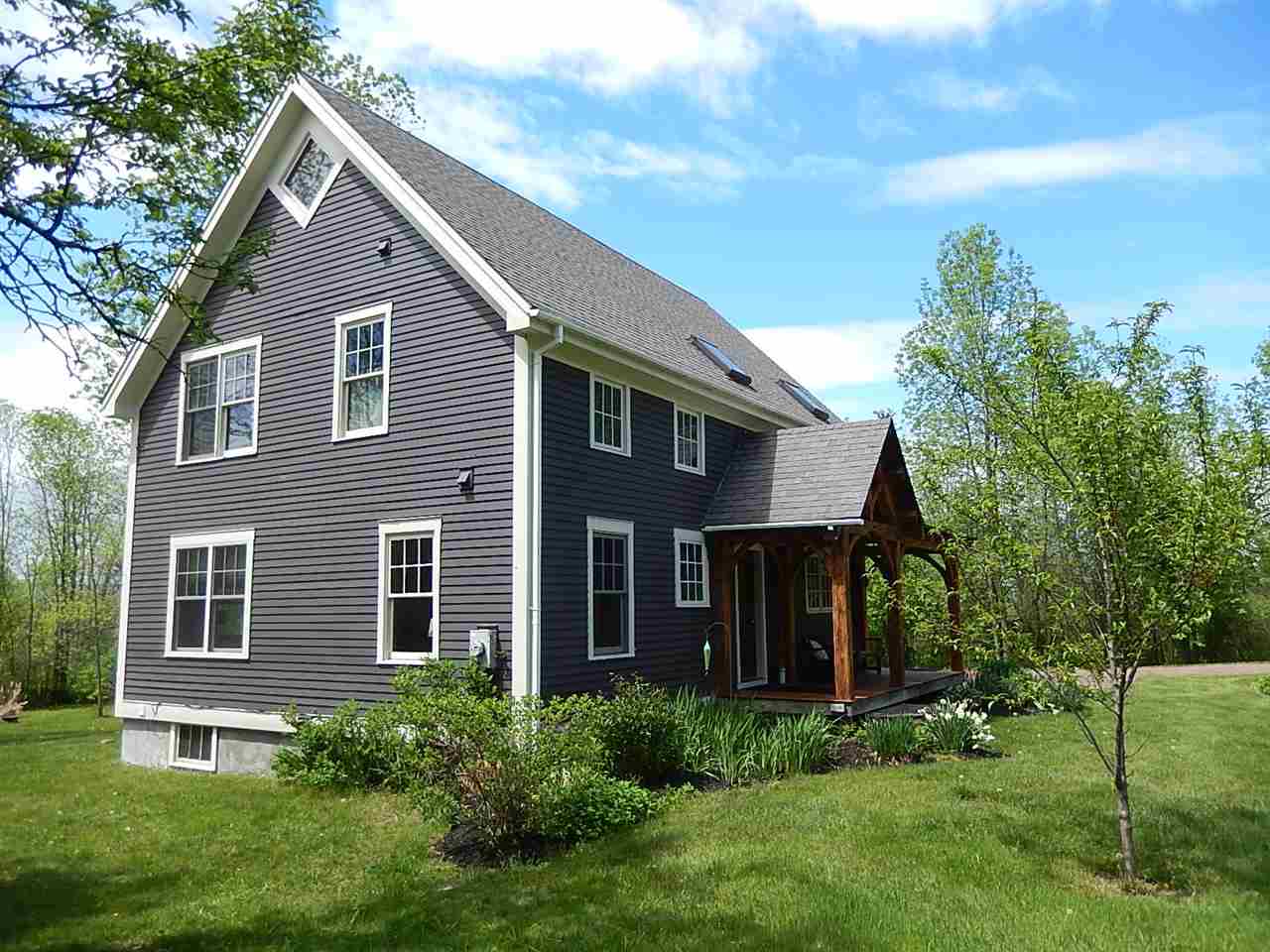 588 Round Farm Barn Road Ferrisburgh, VT 05456 - Photo 3 of 29 Gallery Image 3