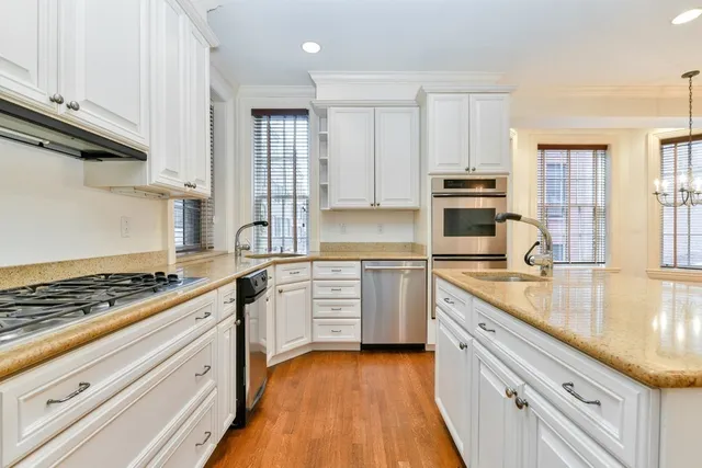 $13,700 | 17 Willow Street, Unit 1, Boston, MA 02108