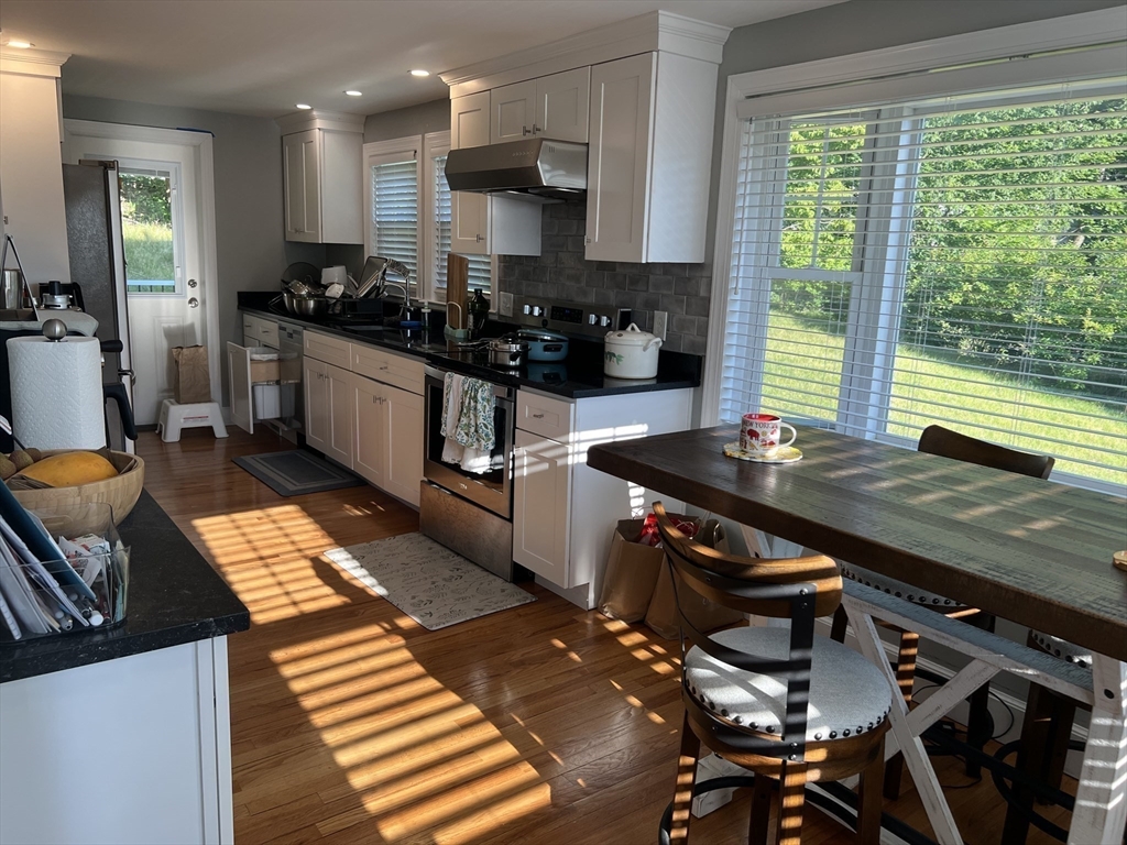 40 Elm Knoll Road, Unit 40 Braintree, MA 02184 - Photo 2 of 14
