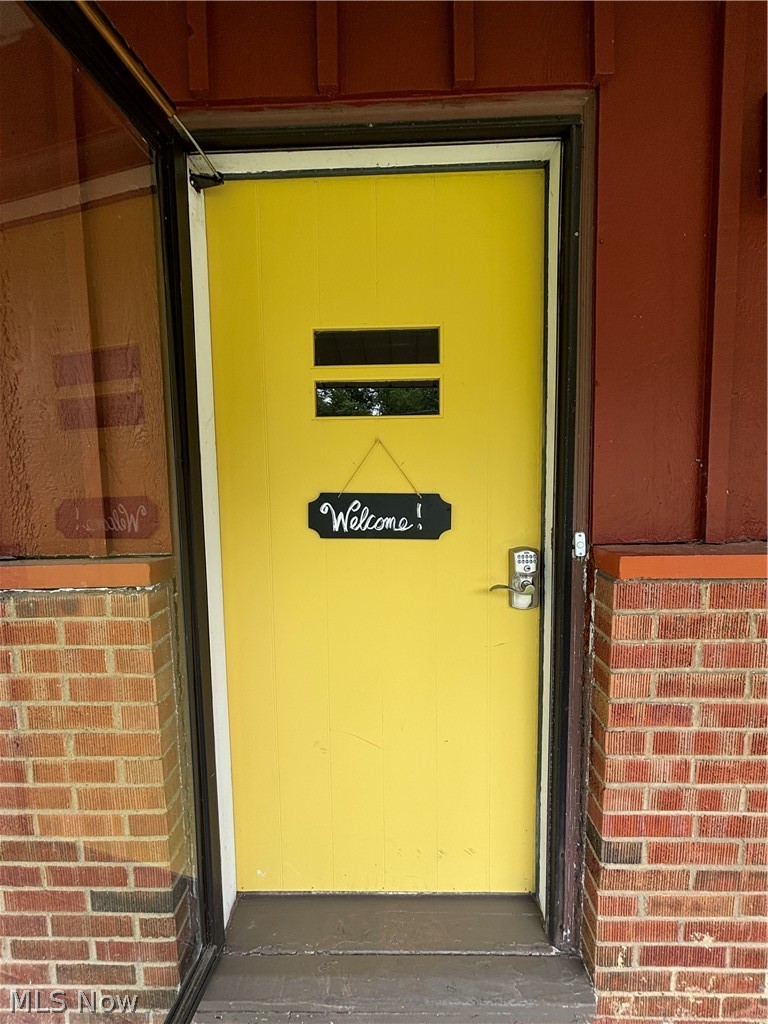 Warm and inviting front entry
