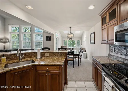 $450,000 | 40 Summit Wind Drive, Lake Harmony, PA 18624
