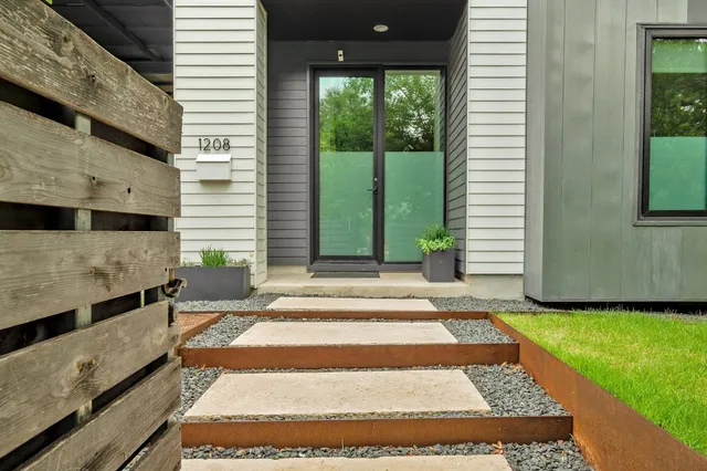 $11,000 | 1208 Hillside Avenue, Austin, TX 78704