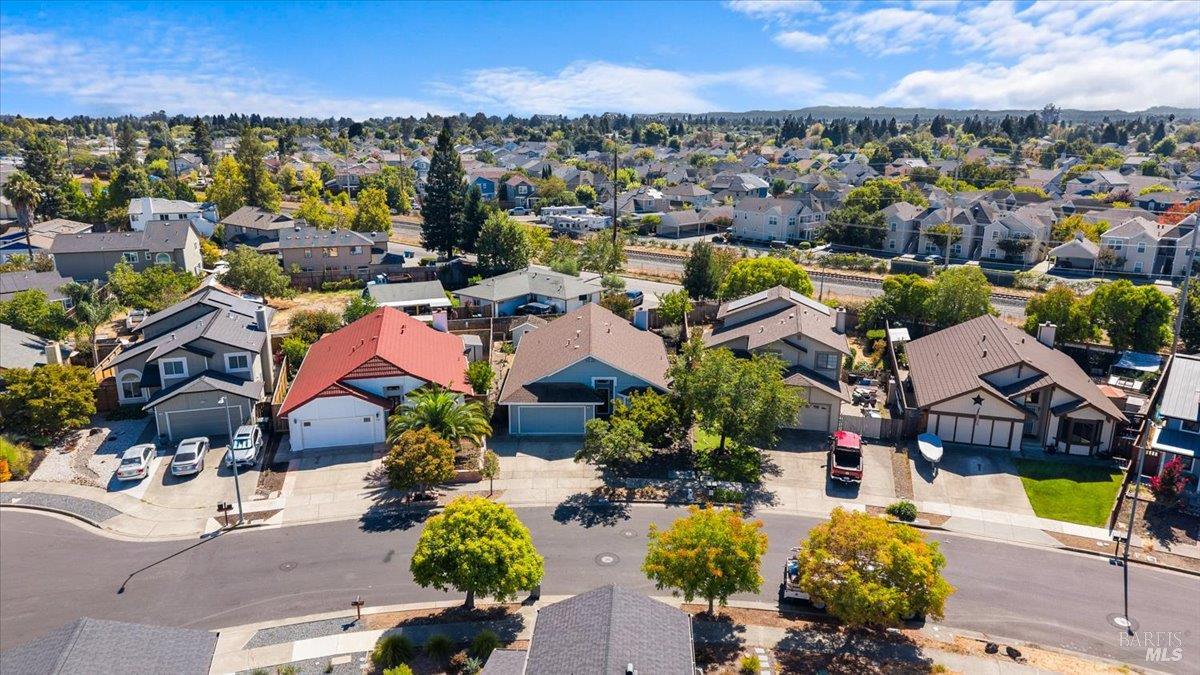 1698 Randon Way Santa Rosa, CA 95403 - Photo 59 of 68 Gallery Image 59