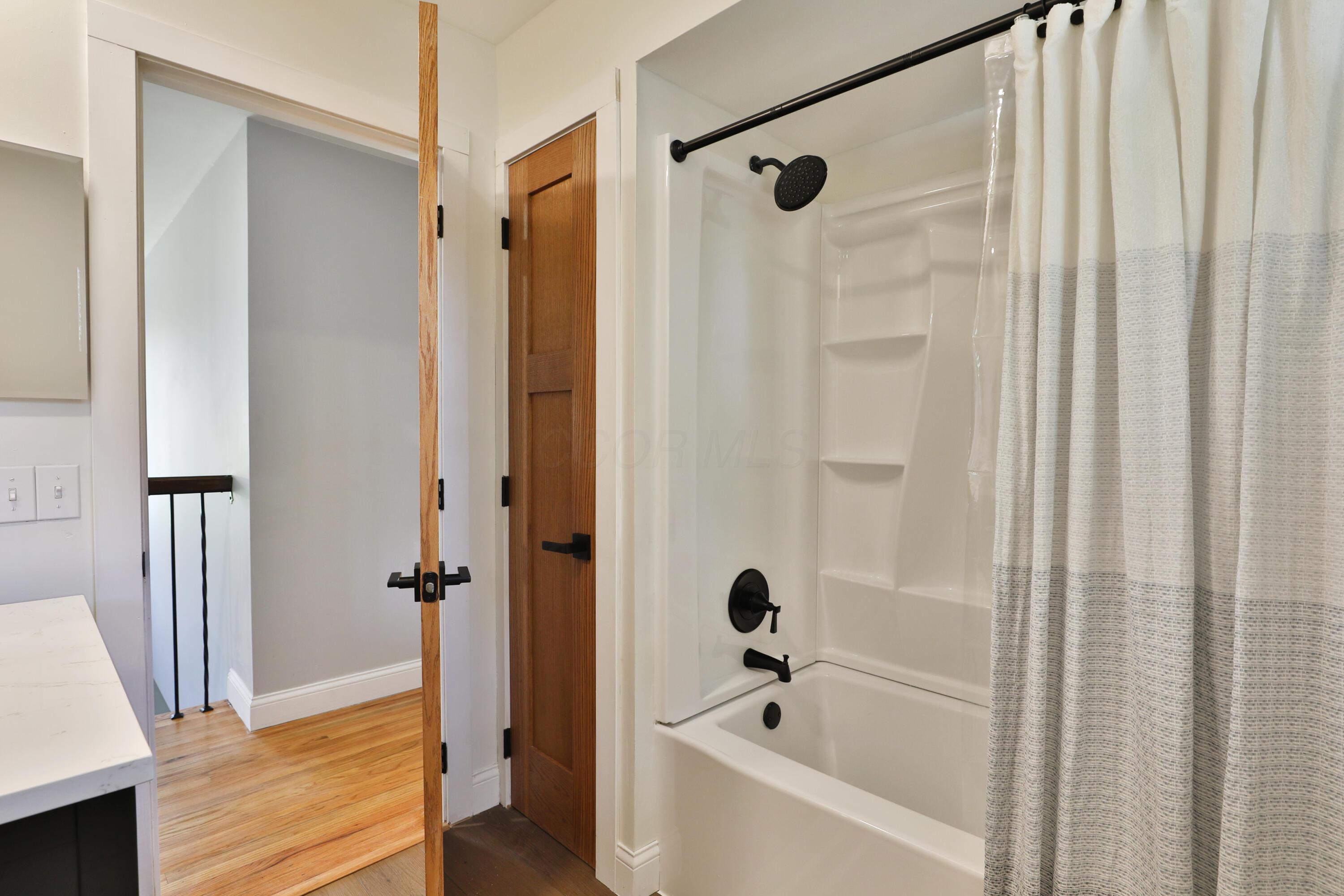 1363 Castleton Road North Columbus, OH 43220 - Photo 40 of 74 1363-Castleton-N-40