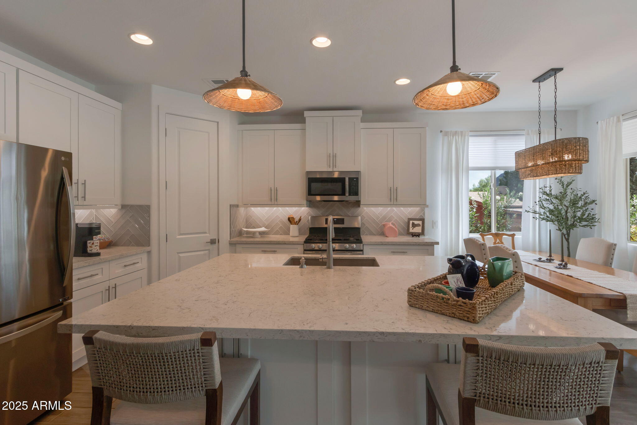 165 Moons View Road Sedona, AZ 86351 - Photo 8 of 25 Kitchen 2