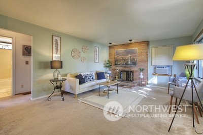 16815 105th Avenue Southeast Renton, WA 98055 - Photo 4 of 25 Gallery Image 4