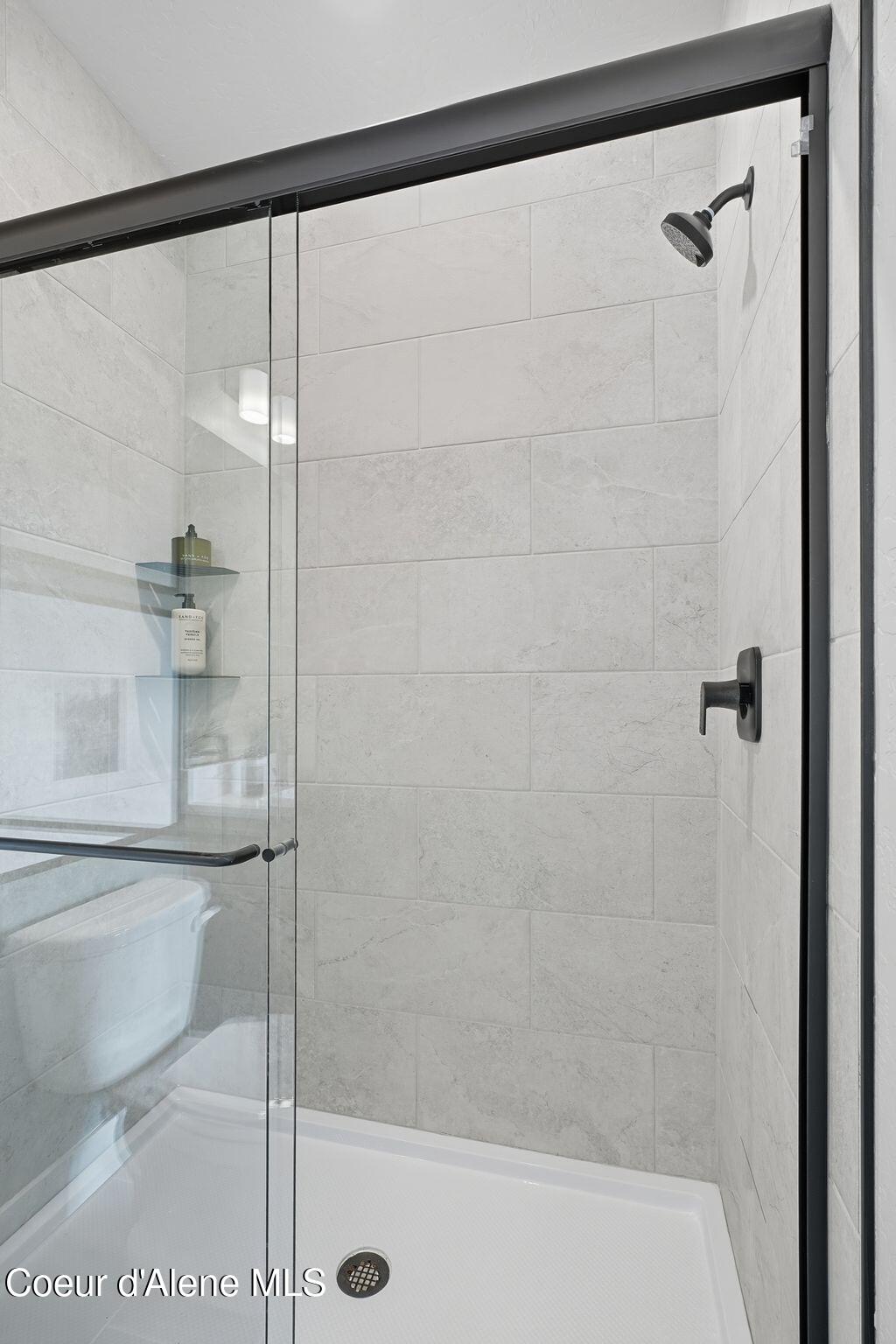 3276 North Grandmill Lane, Unit 103 Coeur D'Alene, ID 83814 - Photo 5 of 39 1st Floor Bedroom- Ensuite Bathroom