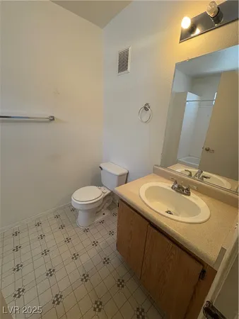 $999 | 3961 Danny Melamed Avenue, Unit 201, Las Vegas, NV 89110