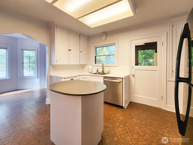 $4,600 | 9051 Sunset Lane Northwest, Seabeck, WA 98380