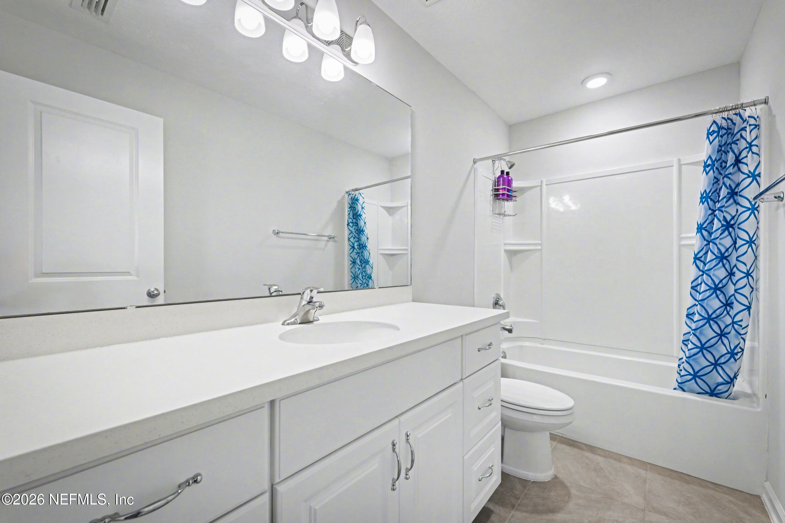 10231 Innovation Way Jacksonville, FL 32256 - Photo 29 of 41 Bathroom 2