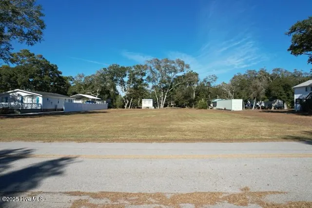 $375,000 | 540-544 Lockwood Folly Road Southeast, Bolivia, NC 28422