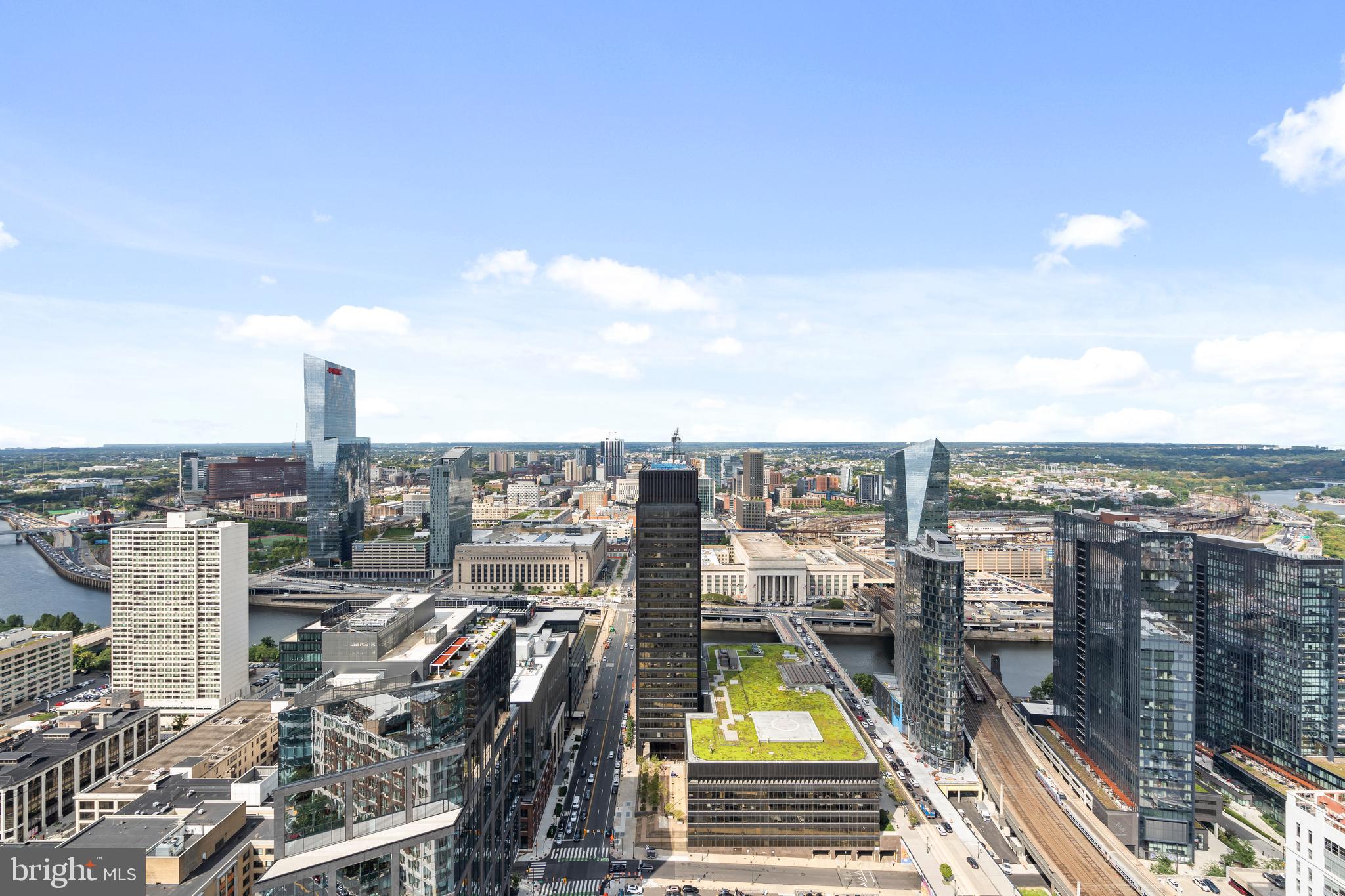 2101 Market Street, Unit PH02 Philadelphia, PA 19103 - Photo 41 of 56 a view of a city