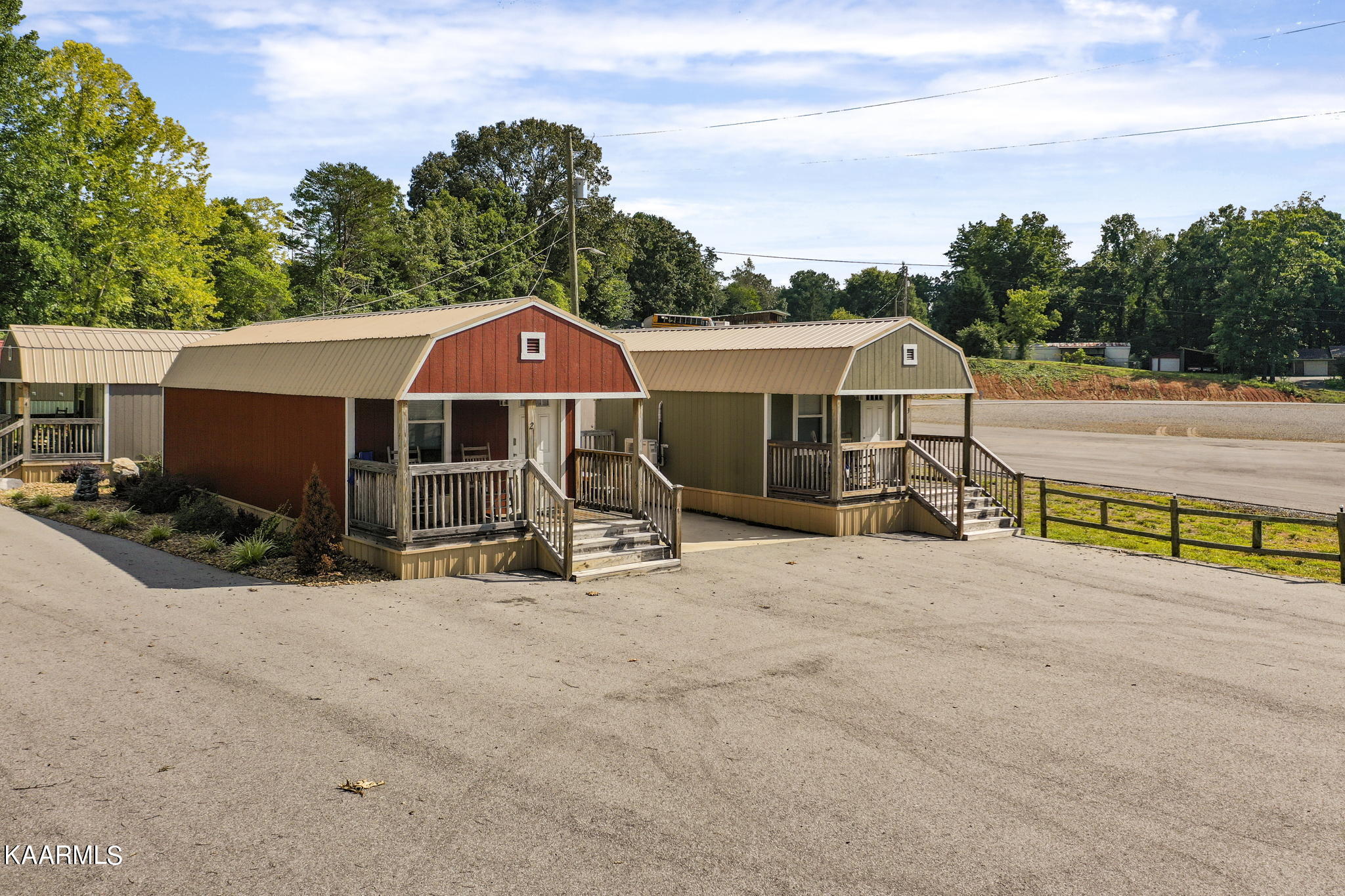104 Circle Road, Unit 104106 Newport, TN 37821 - Photo 18 of 27 18-web-or-mls-JH-Fri 20220812-126